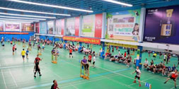 大型羽毛球館區(qū)域降溫，應(yīng)用蒸發(fā)冷省電空調(diào)立式管道機(jī)組